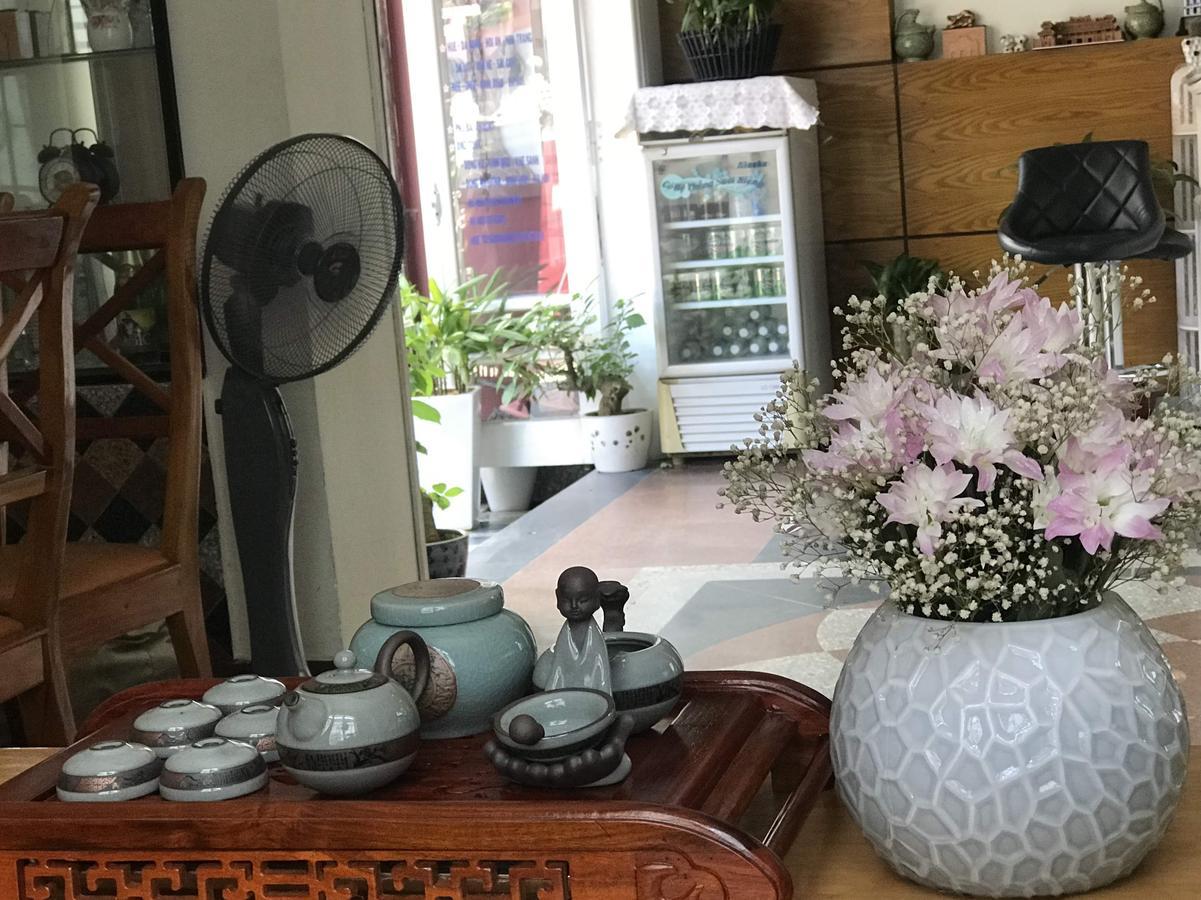 Hoang Trieu Hotel Hue Bagian luar foto
